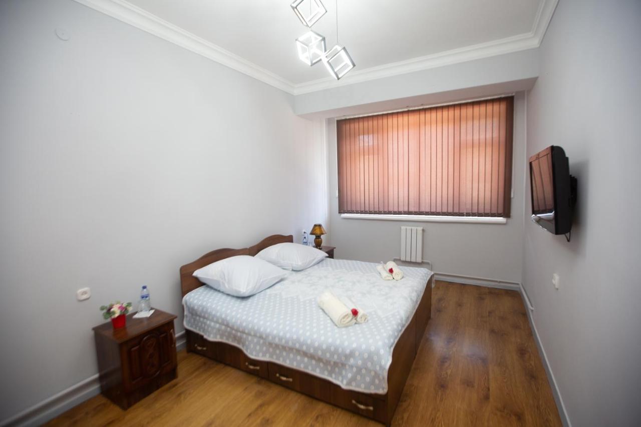 The Traveler'S Apartment Samarkand Bagian luar foto