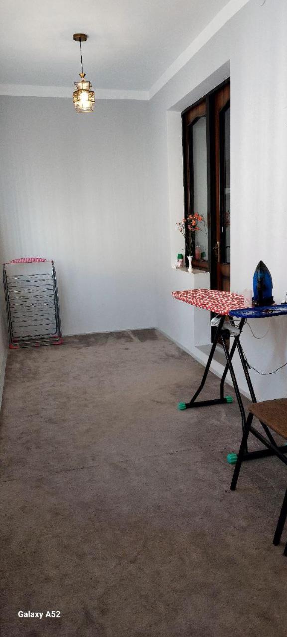 The Traveler'S Apartment Samarkand Bagian luar foto